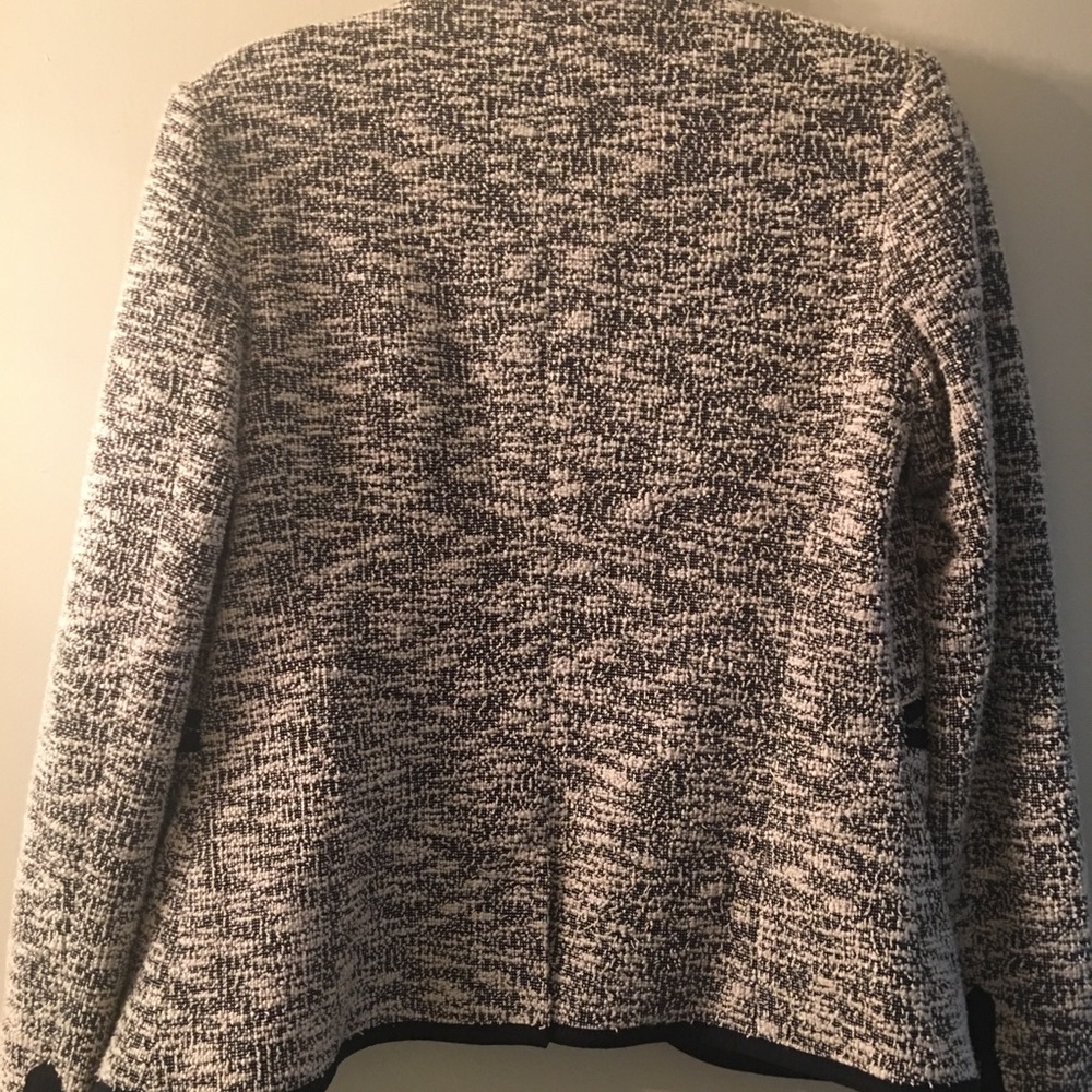 Anthropologie: Knit black & ivory blazer - Picture 2 of 3
